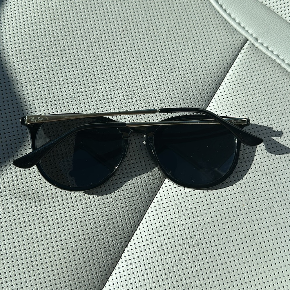 Rayban Ericka Sunglasses RB4171 - Picture 4 of 11